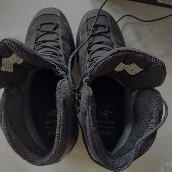 Arc'teryx Acrux TR GTX Trekking Boot for Technical Trails | Black Women's 7 - Picture 6 of 8